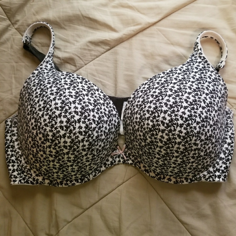 42DD Cacique Bra EUC